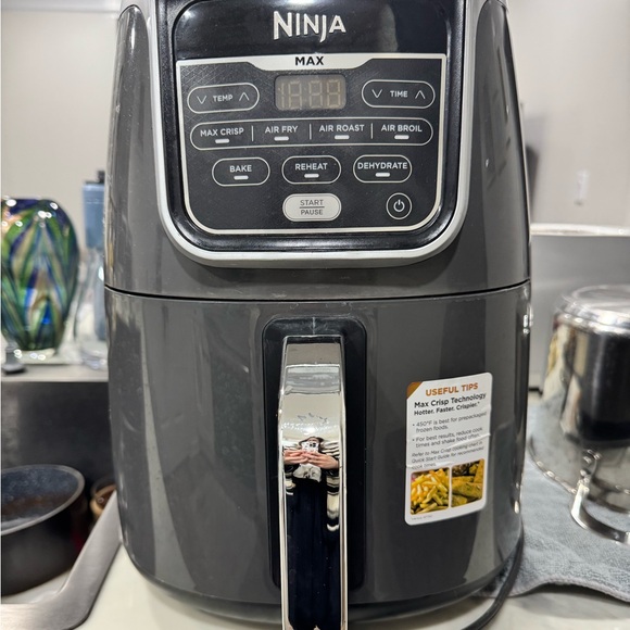 Pre-loved Air fryer - Picture 1 of 4